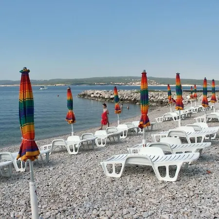 Family Friendly With A Swimming Pool - 5489 Crikvenica