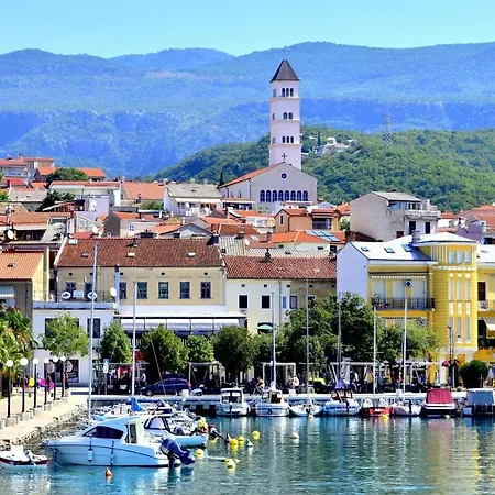 Apartment Family Friendly With A Swimming Pool - 5489 Crikvenica