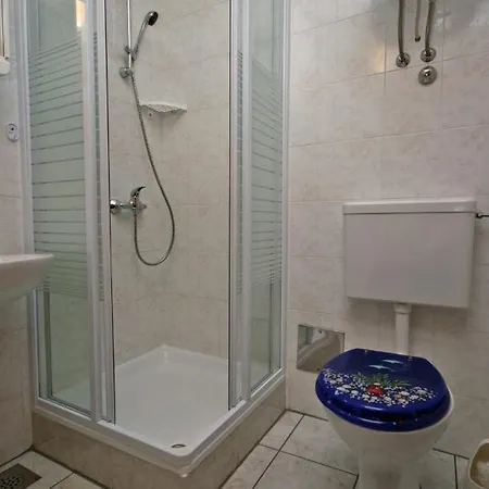 Family-friendly With Swimming Pool - 5489 Apartman Crikvenica